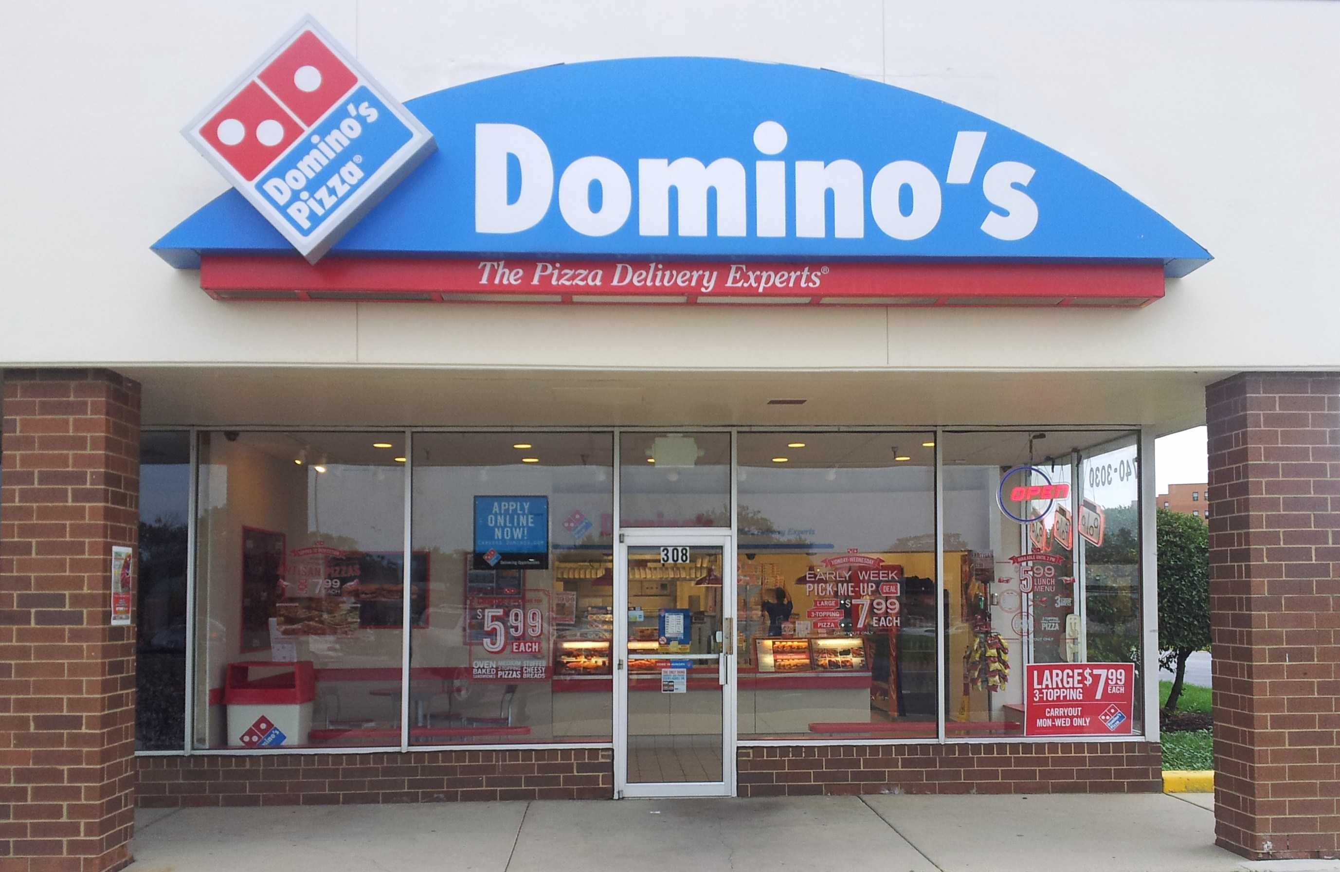 Domino’s pizza hours in Austin