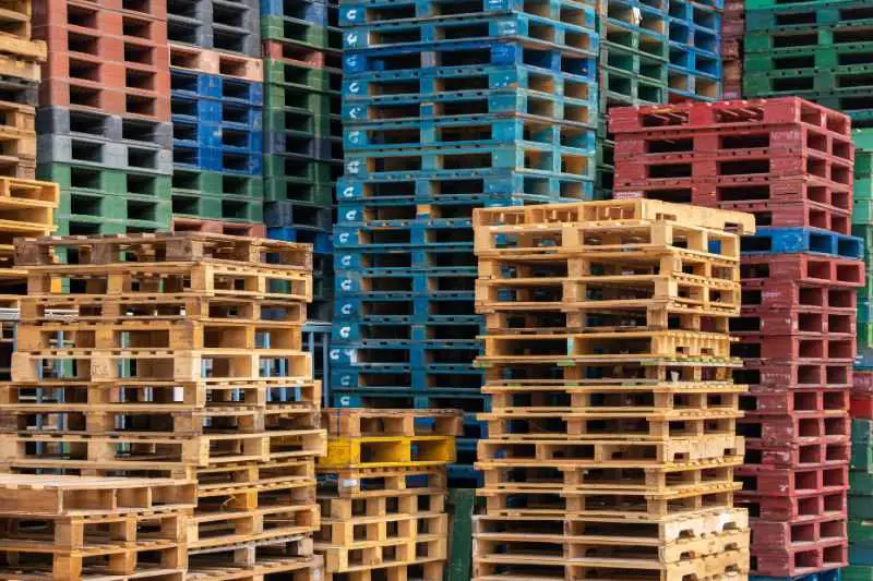Shipping Crates, Pallets, And Packaging